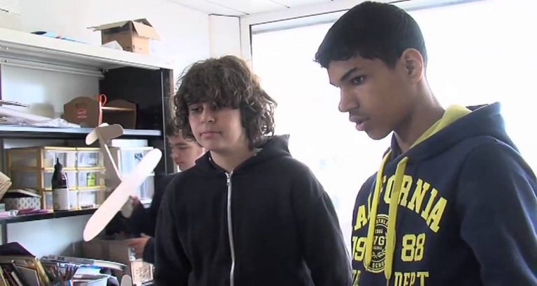 L’Actu – Un atelier d’aéromodélisme à Saint-Cyr l’Ecole