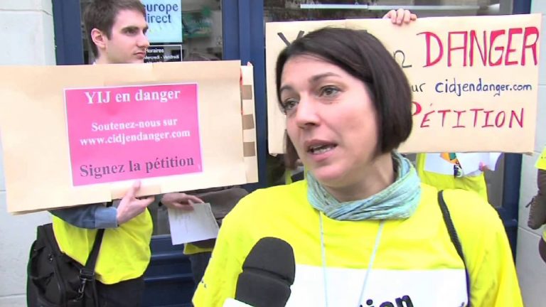 Mobilisation des salariés d’Yvelines Information Jeunesse