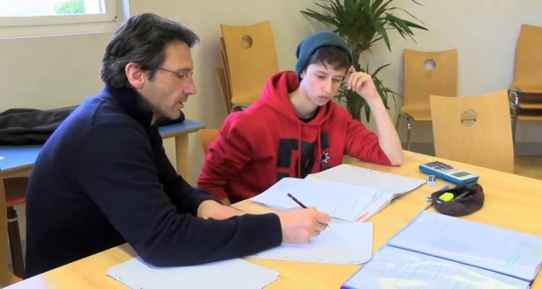 Ils planchent pendant leurs vacances