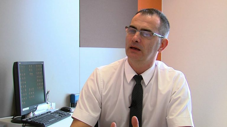 Economie : le métier de conseiller funéraire