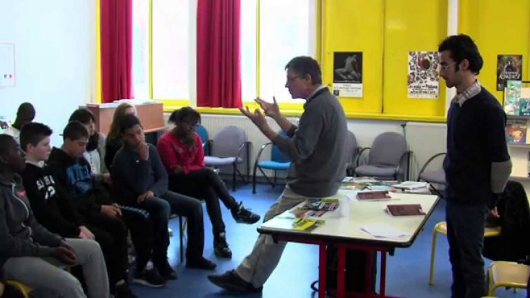L’auteur syrien Omar Youssef Souleimane rencontre des collégiens de Guyancourt