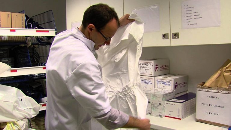 Ebola : immersion dans un centre hospitalier des Yvelines habilité à recevoir les cas suspects