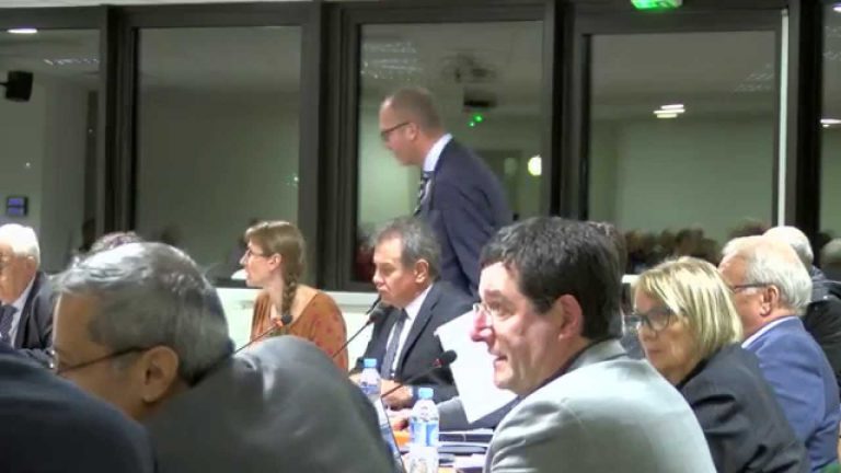 Elargissement de la CASQY : des avis partagés