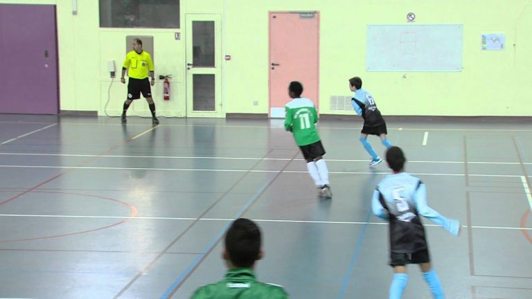 Sport : une compétition de futsal à Elancourt
