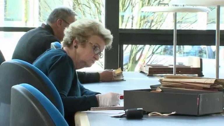 Zoom éco : le métier d&rsquo;archiviste
