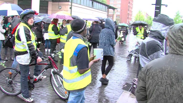 A Trappes : 2 000 personnes marchent pour Moussa
