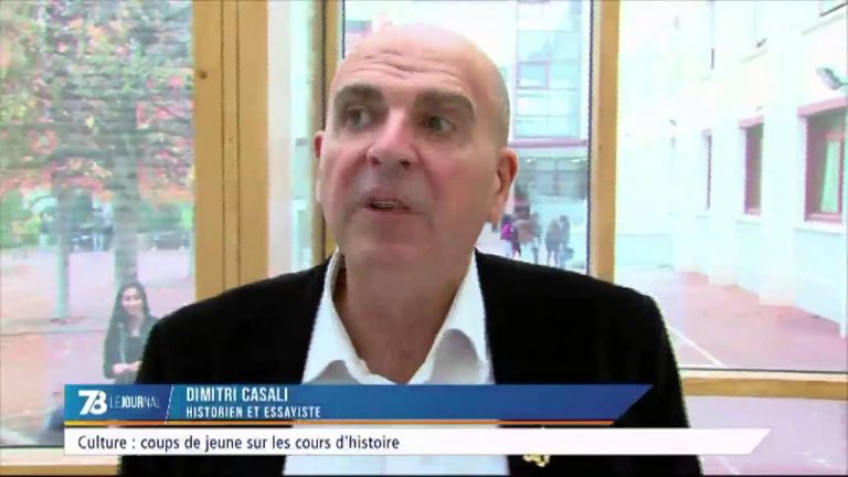 Culture : l’historien Dimitri Casali face aux élèves