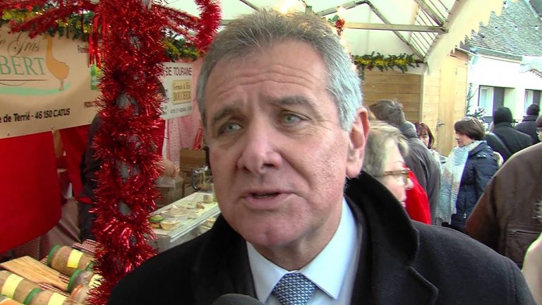 Noël : le marché aux couleurs de Noël à Montigny-le-Bx