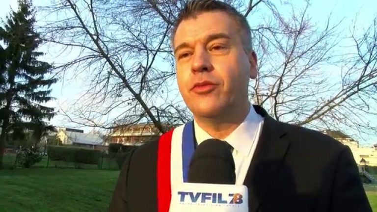 Clarissa : hommage à la policière municipale à Carrières-sous-Poissy