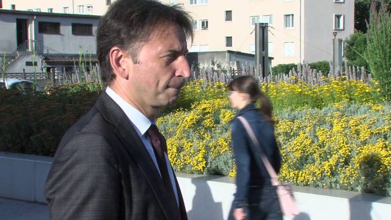 Législatives : P. Thevenot (LR) en difficulté sur la 2e circonscription face à J.N. Barrot (REM)