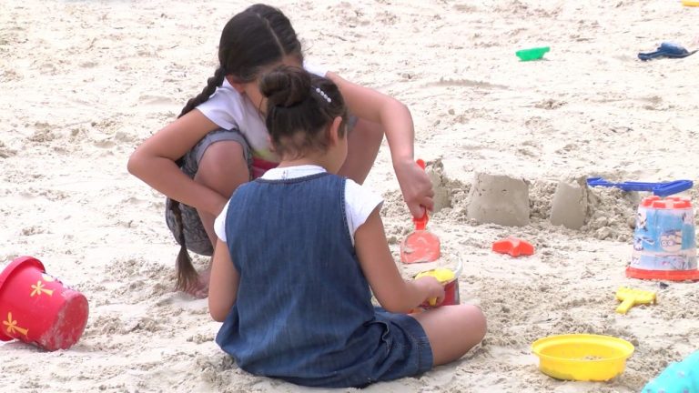 Saint-Quentin-en-Yvelines : la plage s&rsquo;invite en ville