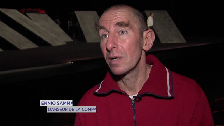 Danse : ‘ BIT ‘, la farandole macabre de Maguy Marin