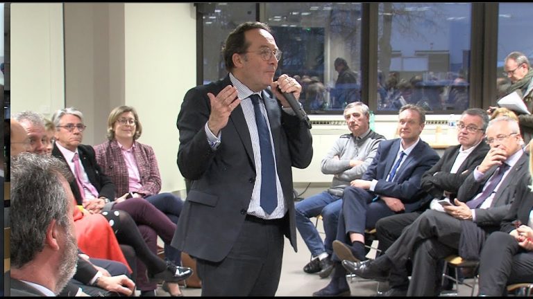 Les Républicains : Pierre Bédier prône le rassemblement