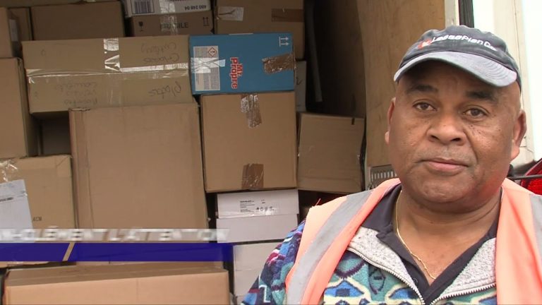 Yvelines | La ville de Versailles prépare le départ de camions dons pour les réfugiés ukrainiens