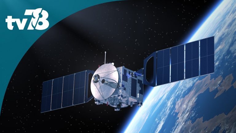 Les coulisses de la production des cartes électroniques des satellites à Élancourt