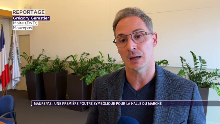 Maurepas : une première poutre symbolique pour la halle du marché