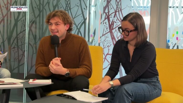 Élections municipales 2026 : pourquoi être maire devient de plus en plus difficile ?